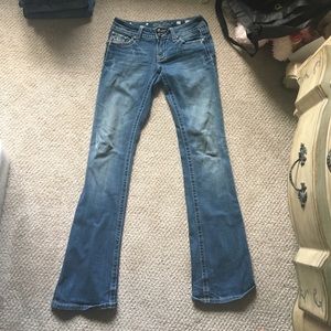 miss me jeans w/ rhinestone detail